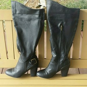 Ladies boots